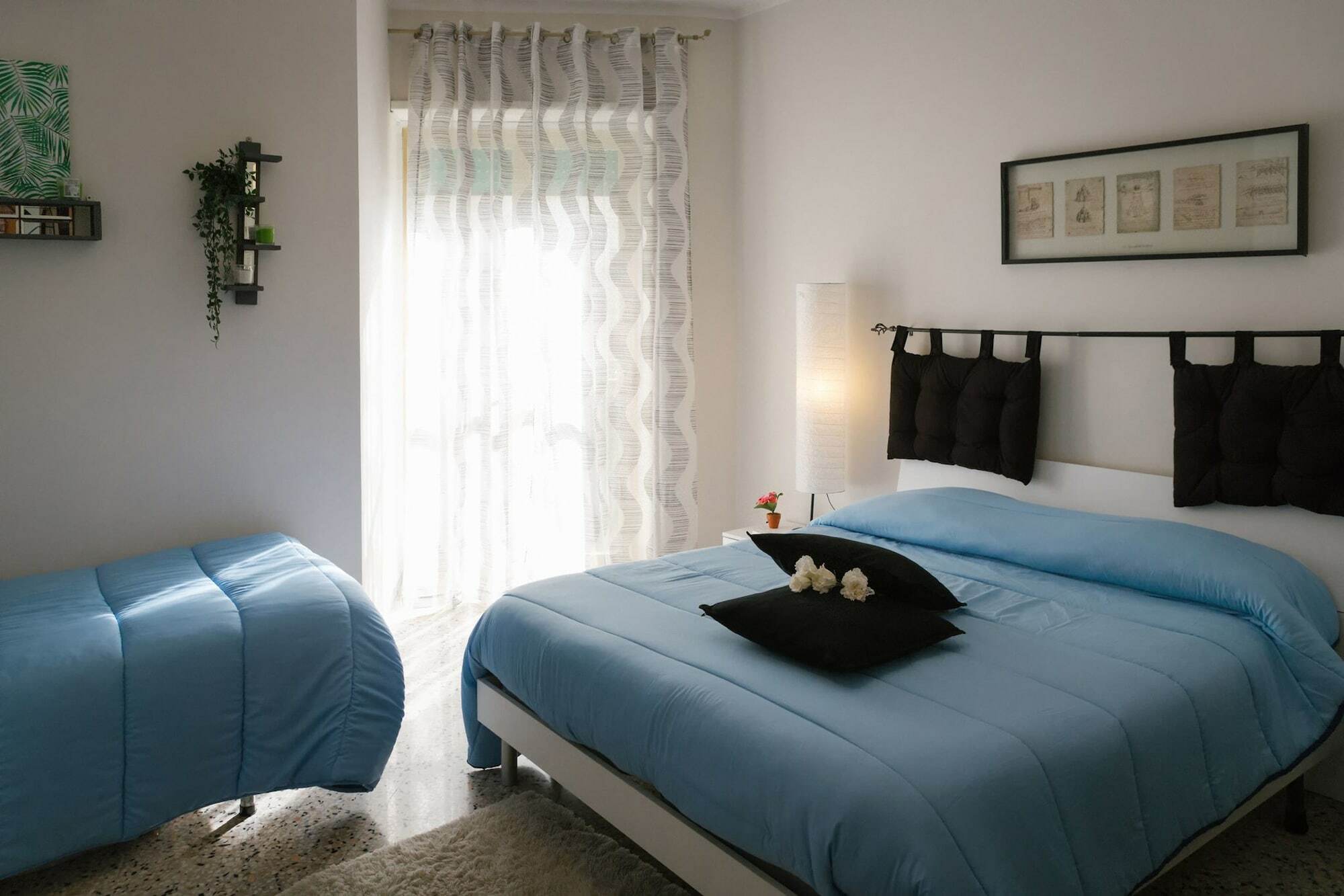 Little Room Салерно Екстериор снимка