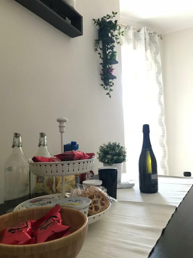 Little Room Салерно Екстериор снимка