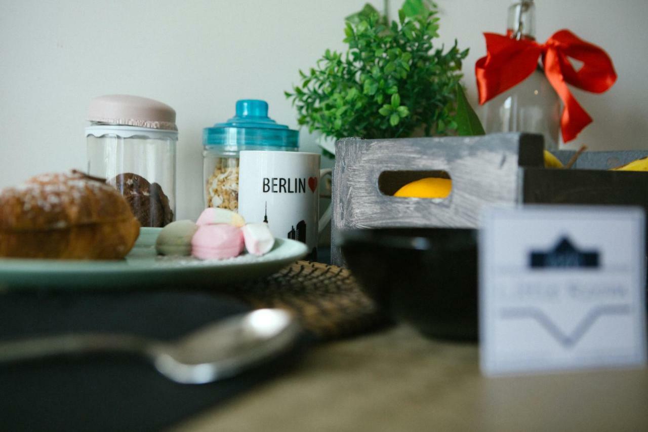 Little Room Салерно Екстериор снимка